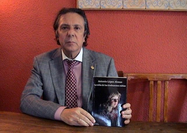 Antonio López Alonso escribió esta historia partiendo de un caso real en su experiencia médica