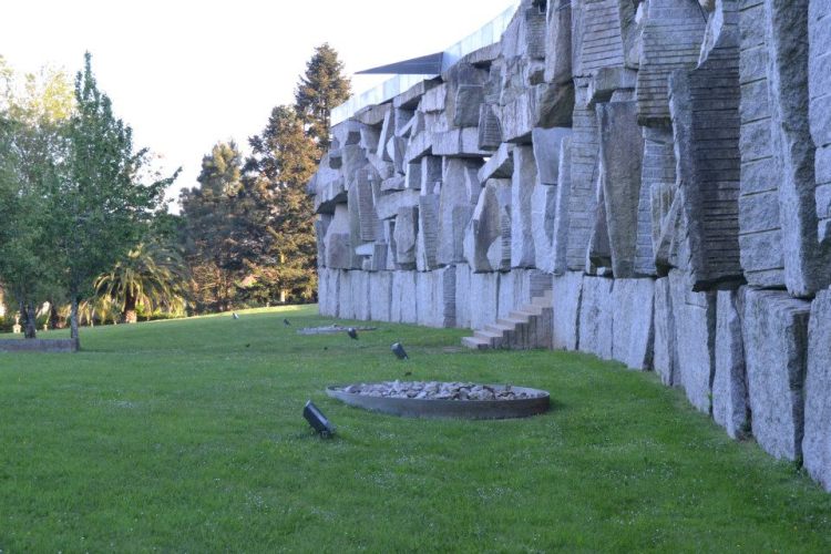 408536_513389778721771_1392789724_n