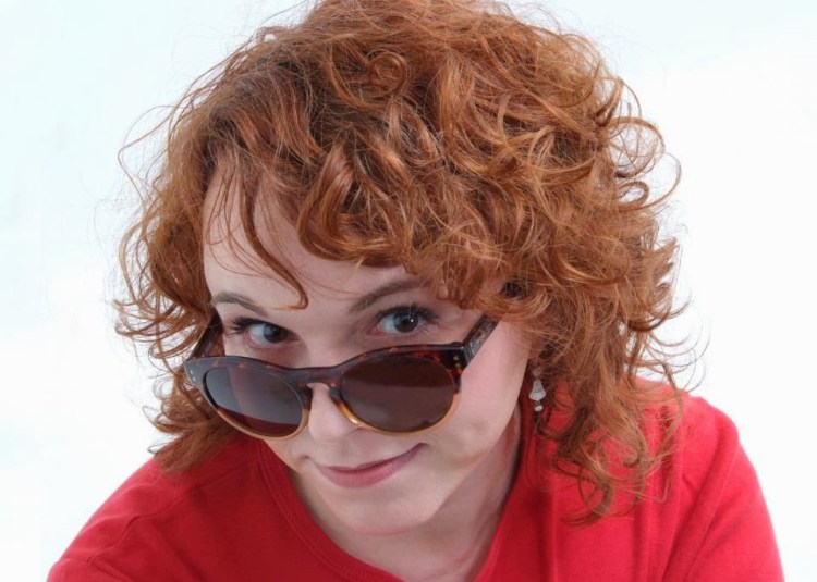 La autora es licenciada en la rama de Imagen y Sonido de Ciencias de la Información y doctora en Comunicación Audiovisual