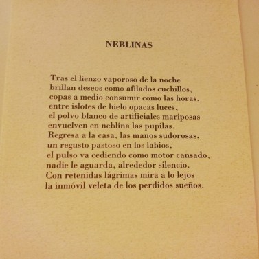 Uno de los poemas de María José incluidos en postales