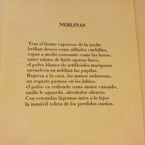 Uno de los poemas de María José incluidos en postales