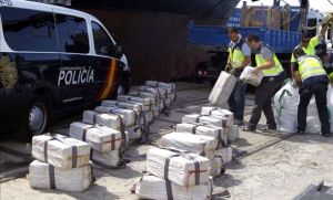 Una incautación de fardos de cocaína por la policía