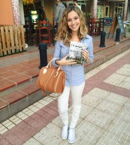 La autora Olga Moreno con su novela