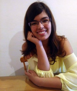 La joven Aida Méndez García, autora de "El Gato de Cheshire"