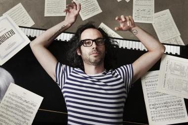James Rhodes, pianista y autor de "Instrumental"