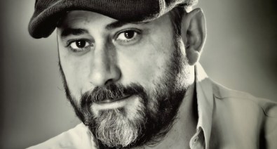 Miguel Sáez Carral, autor de "Apaches"