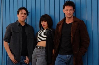 Protagonistas de la serie de "Apaches"