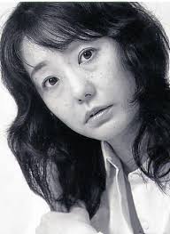 Hiromi Kawakami, autora de "Algo que brilla como el mar"