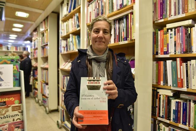 Lea Vélez, autora de "Nuestra casa en el árbol"