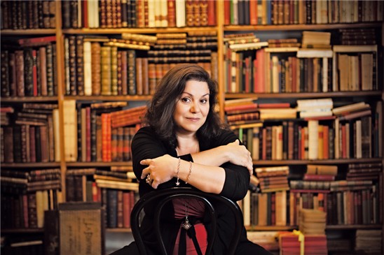 Care Santos, ganadora del Premio Nadal 2017 con "Media vida"