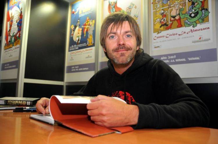 Paco Roca, debuxante de cómic e creador de "Engurras"