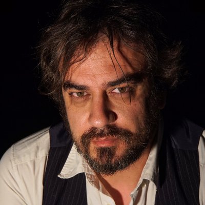 Pedro Feijoo volve coa novela "Os fillos do lume"