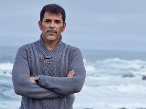 Víctor del Árbol, autor de "Por encima de la lluvia"
