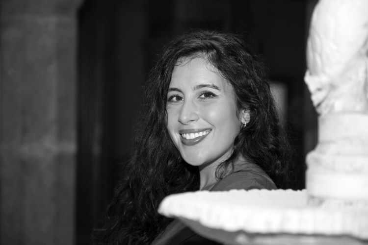 Arancha Nogueira, poeta e autora de "O único lugar onde ficar inmóbil"