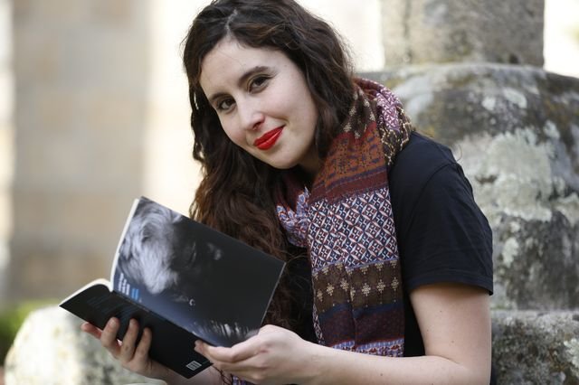 Arancha Nogueira é autora do poemario "O único lugar onde ficar inmóbil"