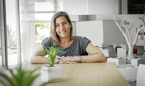 Lea Vélez, autora de "La sonrisa de los pájaros"