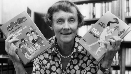 Astrid Lindgren, a escritora sueca creadora das aventuras de Pippi Mediaslongas
