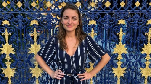 La escritora catalana Irene Solà, autora de "Canto yo y la montaña baila"