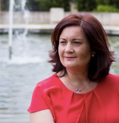 Laura Toves, autora de "Mecida por el viento"