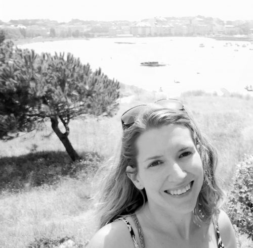 Esther Ginés, autora de "Mares sin dueño"